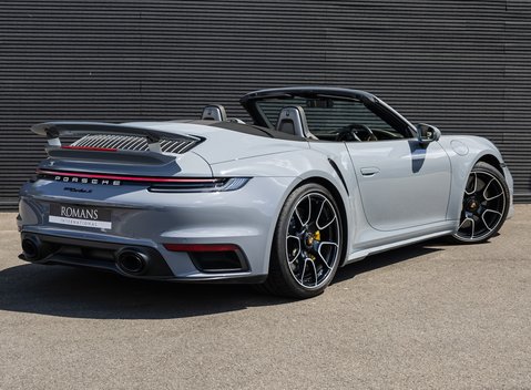 Porsche 911 Turbo S CABRIOLET (992) 4
