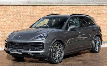 Porsche Cayenne Turbo S E-Hybrid 6