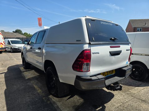 Toyota Hilux ACTIVE 4WD D-4D DCB 4