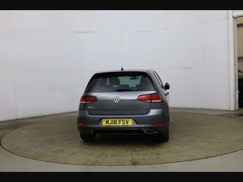 Volkswagen Golf 1.5 Golf R-Line TSi Evo 5dr 4