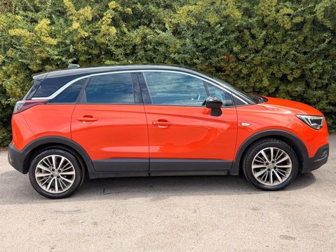 Vauxhall Crossland X 1.2 Griffin Euro 6 (s/s) 5dr 3