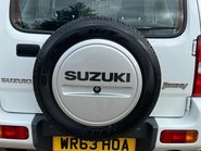 Suzuki Jimny SZ3 21