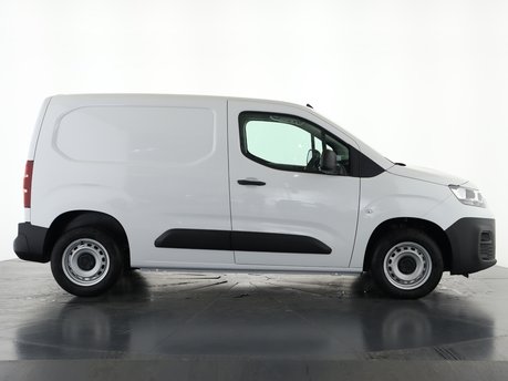 Fiat Doblo Doblo L1 Blue HDi 100 HP 650 KG Standard 5