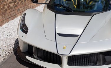 Ferrari LaFerrari Aperta 23