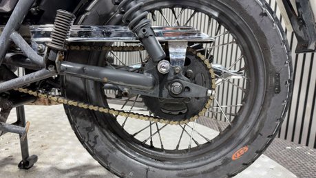 Brixton BX 2020 ONLY 8K GOOD RUNNING PROJECT BIKE 125CC BOBBER 9