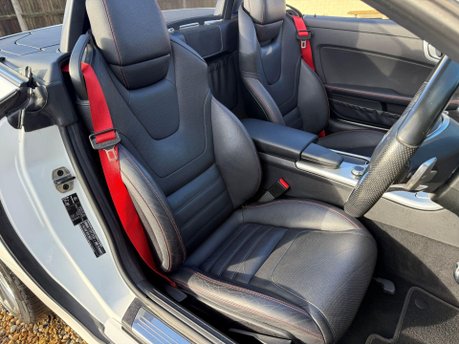 Mercedes-Benz SLC 2.1 SLC250d AMG Line Convertible 2dr Diesel G-Tronic Euro 6 (s/s) (204 ps) 23