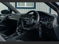 Volkswagen Golf 2.0 Golf R TSi Semi-Auto 4WD 3dr 11