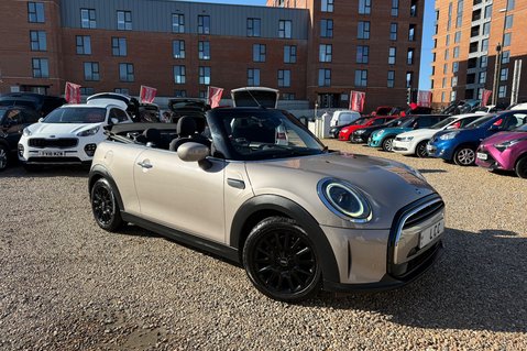 Mini Convertible COOPER…CONVERTIABLE…AUTOMATIC …FULL MINI HISTORY…SAT NAV.. 1