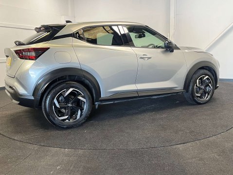 Nissan Juke 1.0 Juke N-Connecta DiG-T 5dr 3