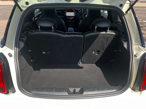 Mini Hatch 1.5 Cooper Sport 3dr 45