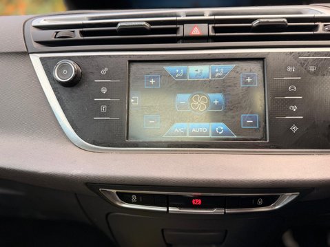 Citroen C4 Picasso 1.6 e-HDi Exclusive+ Euro 5 (s/s) 5dr 23
