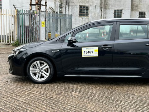 Toyota Corolla VVT-I ICON TECH 18
