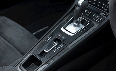 Porsche 911 Targa 4 GTS (991.2) Targa 20