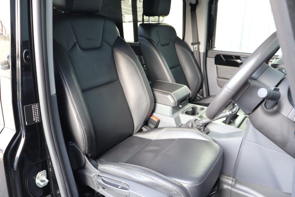 Ineos Quartermaster FIELD MASTER  EDITION Huge spec  OF factory upgrades styled by Seeker Uk 27