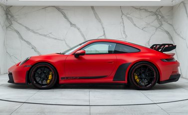 Porsche 911 GT3 (992) 5