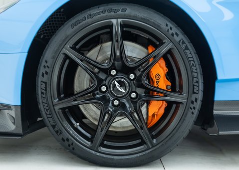 Aston Martin Vantage GT8 