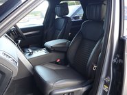 Land Rover Discovery BRAND NEW COMMERCIAL DYNAMIC HSE WITH A GENUINE REAR SEAT CONVERSION 11
