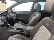 Volkswagen Passat 2.0 Passat R-Line TDI BlueMotion Technology Semi-Auto 4dr 34