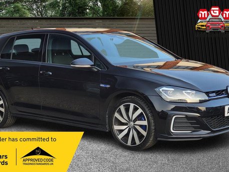 Volkswagen Golf GTE ADVANCE DSG