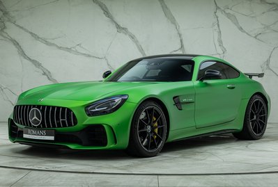 Mercedes-Benz AMG GT R 