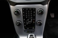 Volvo V40 T2 INSCRIPTION 32