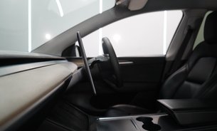 Tesla Model Y LONG RANGE AWD Enhanced Autopilot 20"Alloys 6mm All Tyres New Front Bushes 22