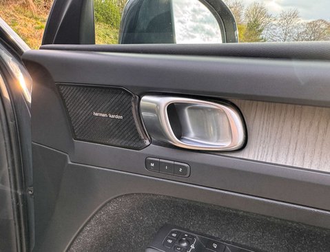 Volvo XC40 2.0 XC40 Inscription Pro D4 AWD Auto 4WD 5dr 26