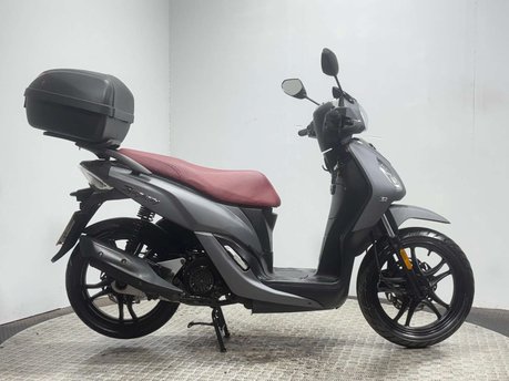 SYM Symphony 2022 ONLY 733 MILES NEW MOT 125CC LEARNER SCOOTER