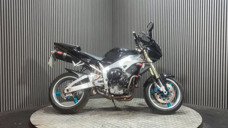 Yamaha R1 YZF 1998 4XV CUSTOM STREETFIGHTER RUNNING PROJECT BIKE 1