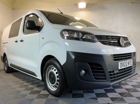 Vauxhall Vivaro 2.0 Turbo D 3100 Dynamic Crew Van L2 H1 Euro 6 (s/s) 5dr 36