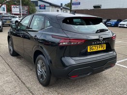 Nissan Qashqai 1.3 Qashqai Acenta Premium DiG-T MHEV 5dr 8