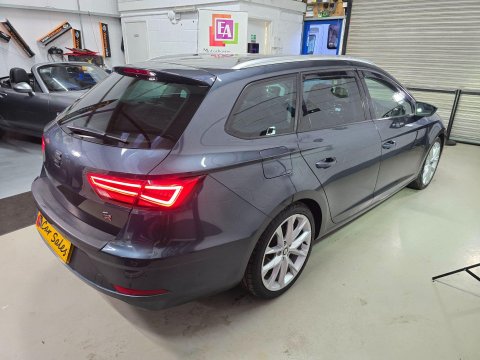 SEAT Leon 1.5 TSI EVO FR ST Euro 6 (s/s) 5dr 11