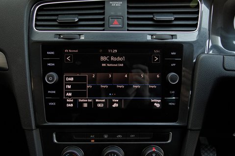 Volkswagen Golf SE NAVIGATION TSI BLUEMOTION TECHNOLOGY 23