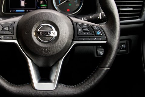 Nissan LEAF TEKNA 21