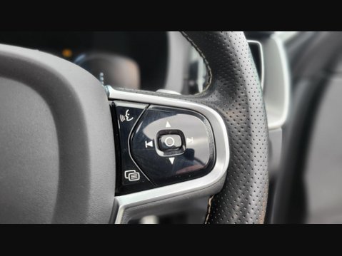 Volvo XC60 T8 TWIN ENGINE R-DESIGN PRO AWD 23