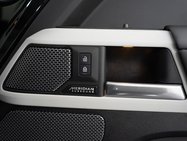 Land Rover Defender 3.0 D250 MHEV XS Edition SUV 5dr Diesel Auto 4WD Euro 6 (s/s) (250 ps) 8