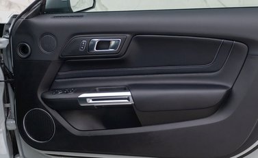 Ford Mustang Mach 1 20