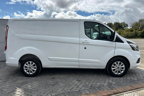 Ford Transit Custom 280 130 ps L1 Limited Panel Van - Sat Nav 7