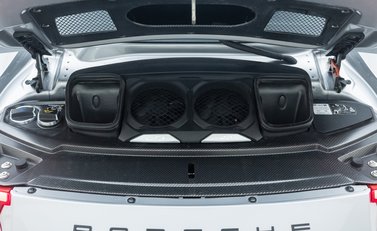 Porsche 911 GT3 (991.2) 36