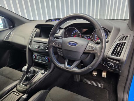 Ford Focus 2.3T EcoBoost RS Hatchback 5dr Petrol Manual AWD Euro 6 (s/s) (350 ps) 36
