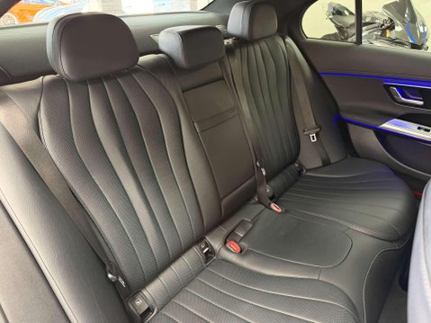 Mercedes-Benz E Class 2.0 E200h MHEV AMG Line Saloon 4dr Petrol Hybrid G-Tronic Euro 6 (s/s) (227 41