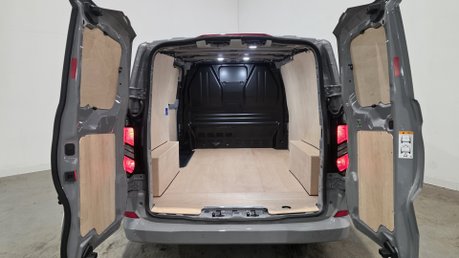 Ford Transit Custom 320L1 H1 PHEV LIMITED VAN ECOBLUE HYBRID 130PS 20