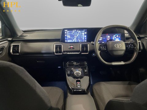 Toyota Urbancruiser 61kWh Design SUV 5dr Electric Auto (174 ps) 19
