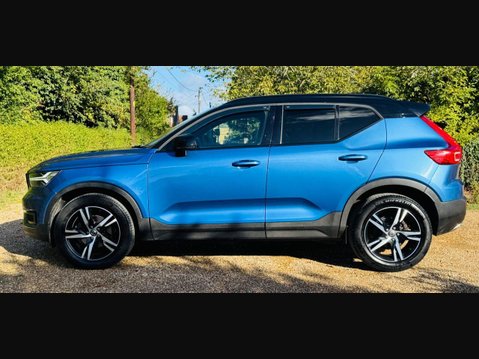 Volvo XC40 2.0 D3 R-Design SUV 5dr Diesel Auto Euro 6 (s/s) (150 ps) 7