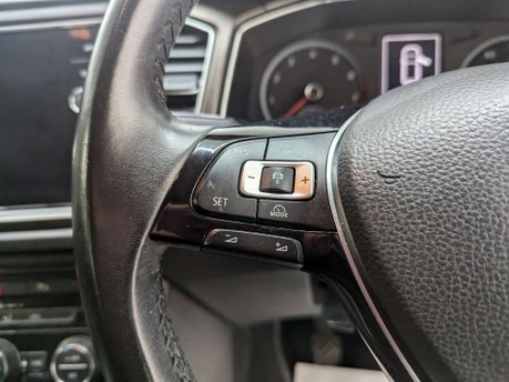 Volkswagen T-Roc 1.0 T-Roc SE TSi 5dr 74