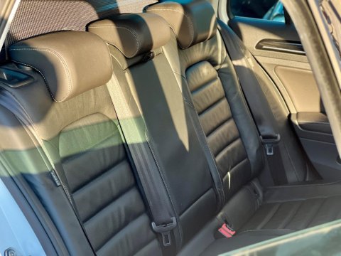 Volkswagen Golf 1.4 TSI BlueMotion Tech SE DSG Euro 5 (s/s) 5dr 54