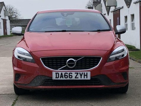 Volvo V40 2.0 D2 R-Design Pro Euro 6 (s/s) 5dr 6