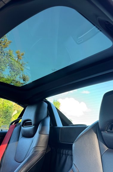 Mercedes-Benz SLC SLC 200 AMG LINE - AIRSCARF -9 MERCEDES SERVICES -HEATED SEATS -PAN ROOF 
