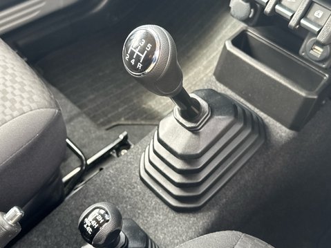 Suzuki Jimny ALLGRIP 19