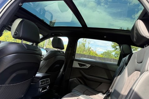 Audi Q7 TDI QUATTRO S LINE - ONE OWNER - PAN ROOF  23